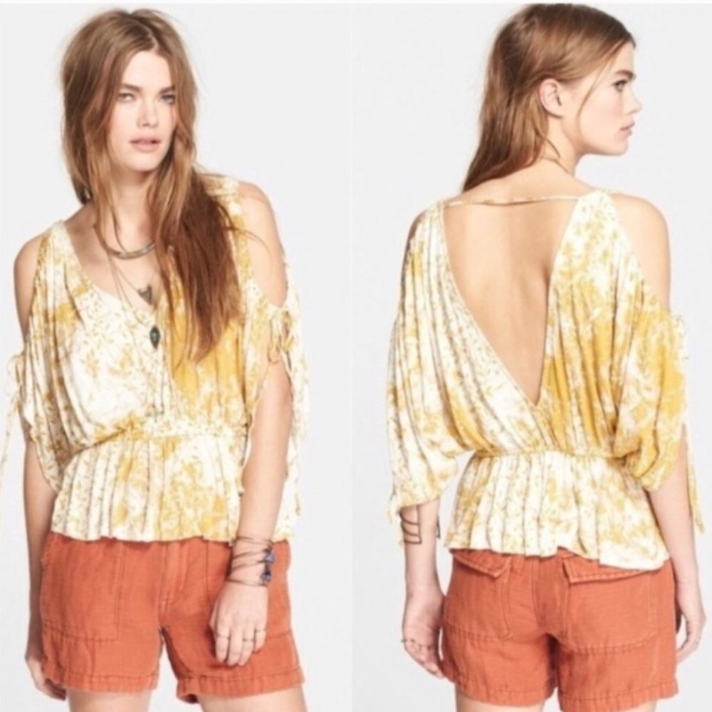 Free People Abracadabra Cold Shoulder V Neck Top - Picture 4 of 8
